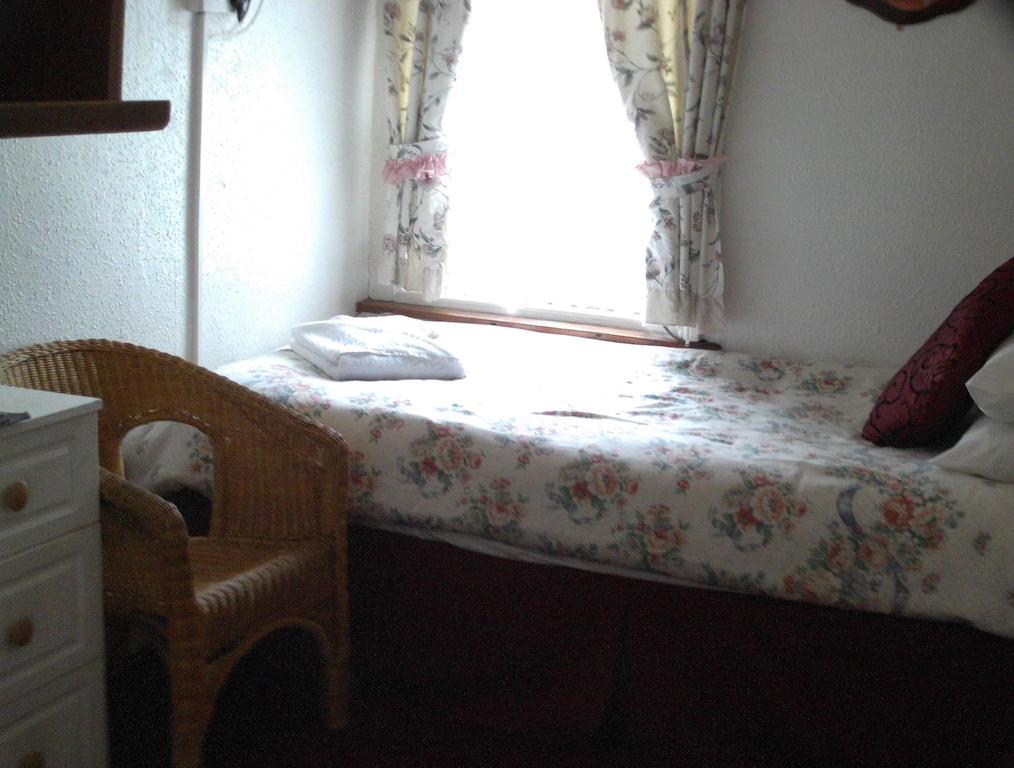 Jollies Hotel Blackpool Oda fotoğraf
